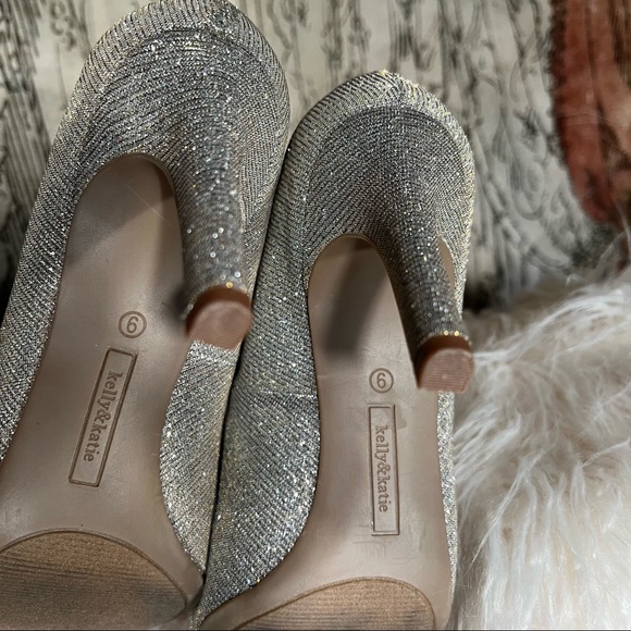 Kelly&Katie Metallic Silver& Gold Special Occasion Shoes - Picture 5 of 7